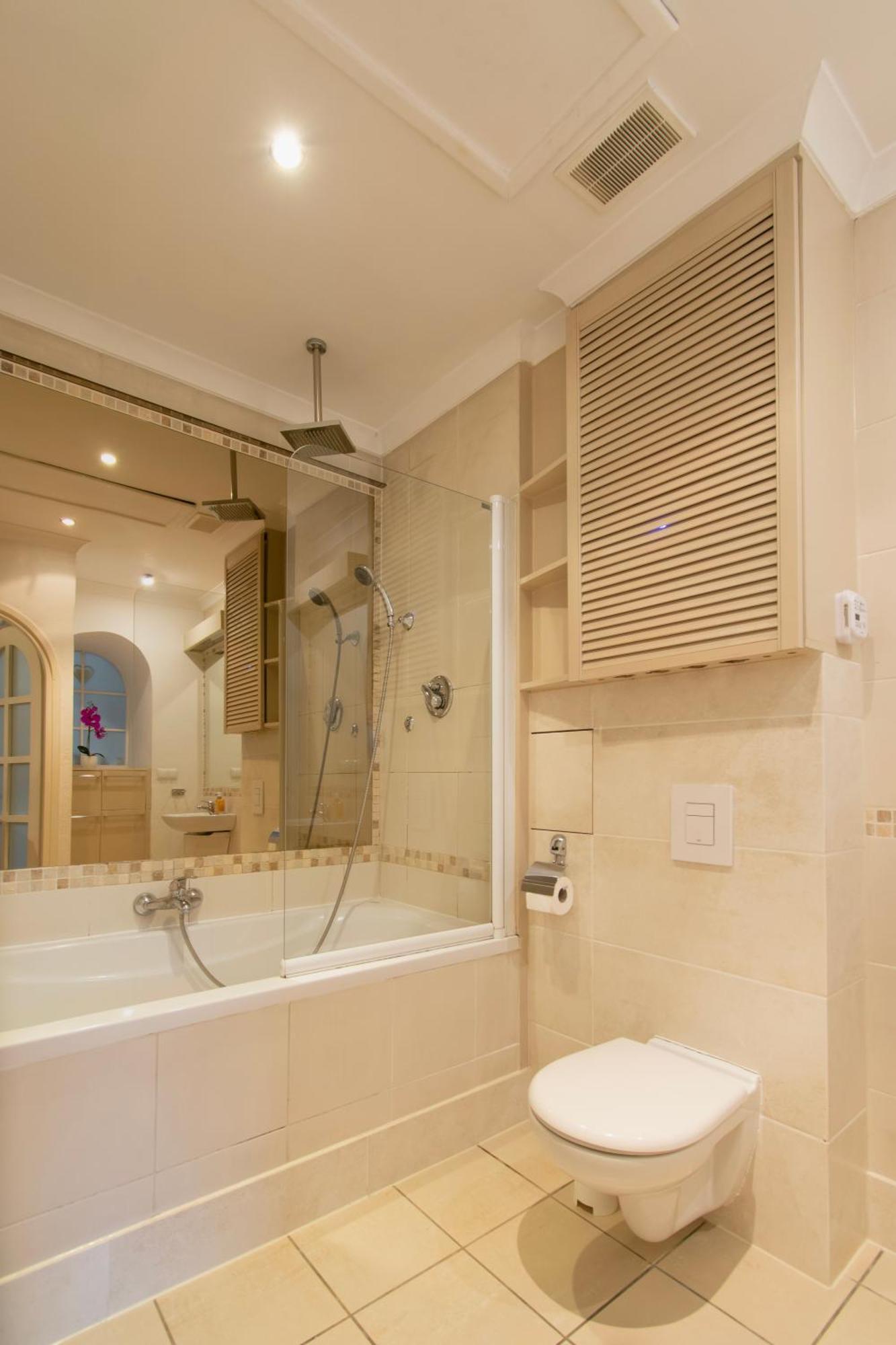 Stylish 2 Bedroom Apartment Morsztynowska Street คราคูฟ ภายนอก รูปภาพ